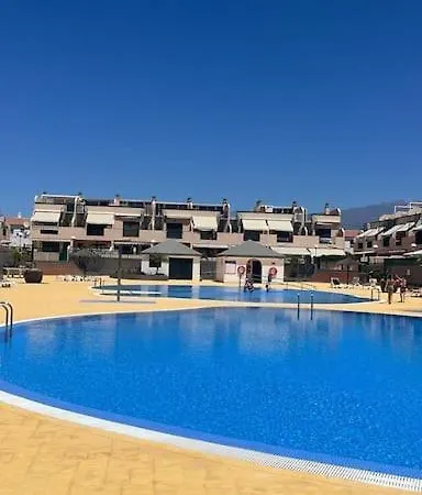 Casa Montana Amarilla 60 * 아로나