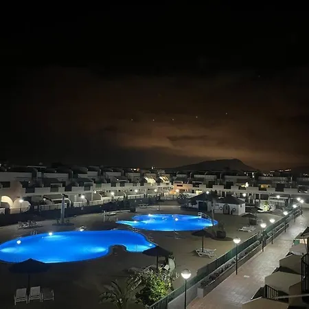 아파트 Casa Montana Amarilla 60 아로나